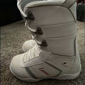 Women’s snowboard boots size9- they run on the smaller side.